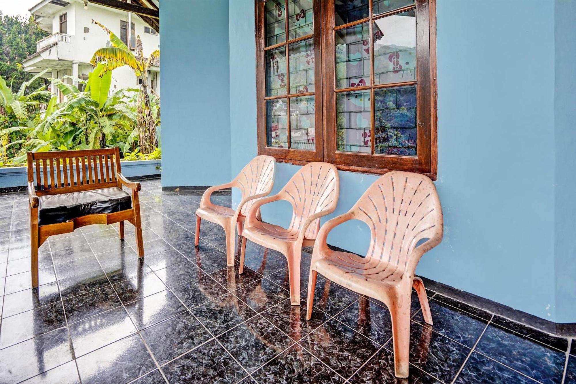 Spot On 92388 Villa Segi Delapan Prigen ภายนอก รูปภาพ