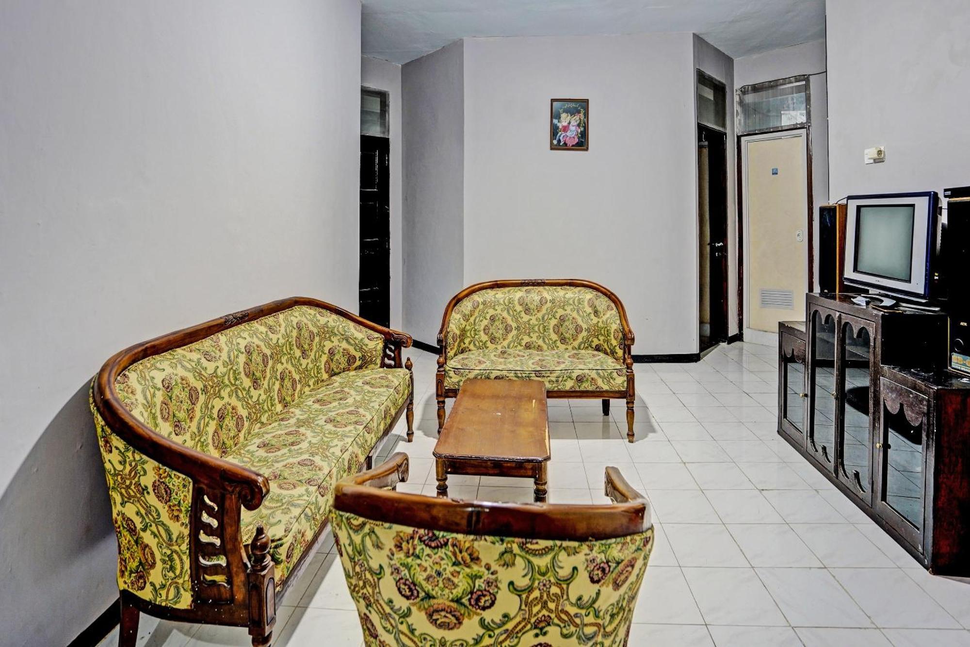 Spot On 92388 Villa Segi Delapan Prigen ภายนอก รูปภาพ